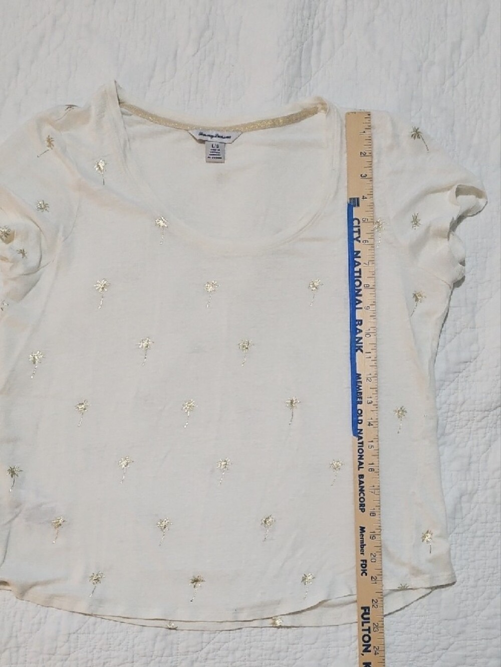 Tommy Bahama Cream Short Sleeve Scoop Tee with Gold Palm Tree Foil Motif - Picture 3 of 4